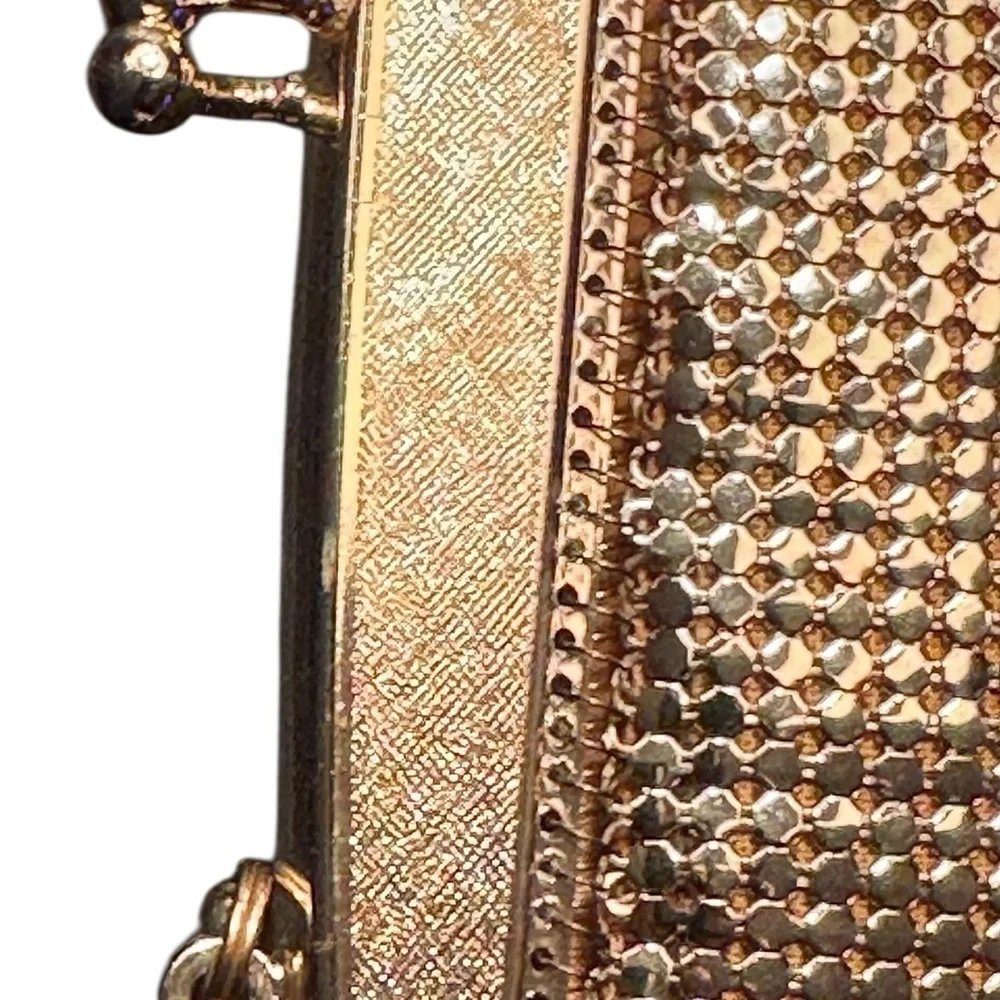 Glomesh gold branded